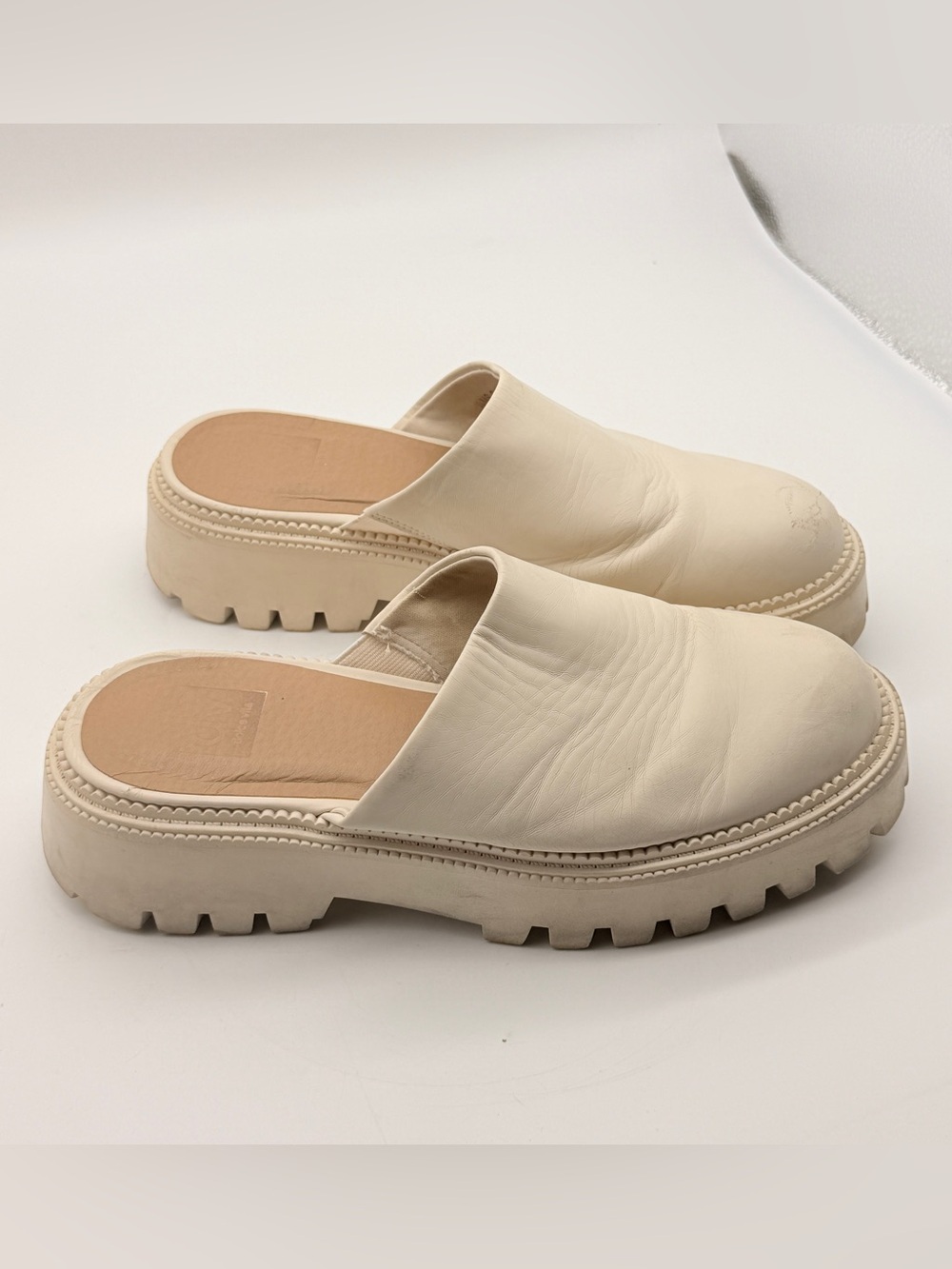DV Dolce Vita Lexy Cream Lug Sole Platform Clogs Slides Mules Sz 9